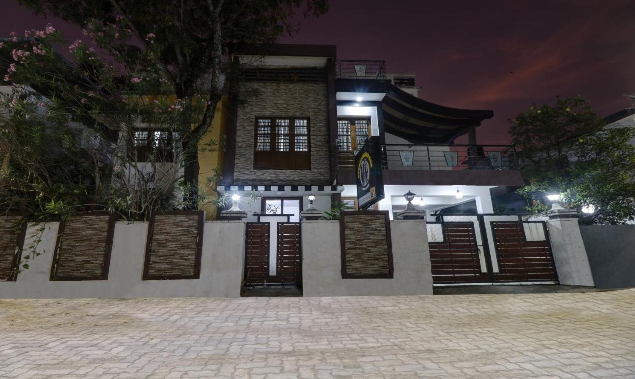 Treebo Backpackers Inn Kochi Exterior photo